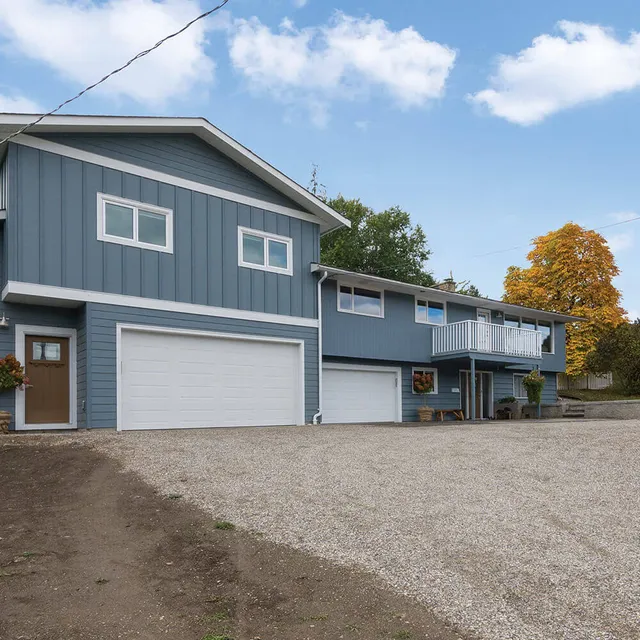 Blue-sided suite addition project by LDR Construction